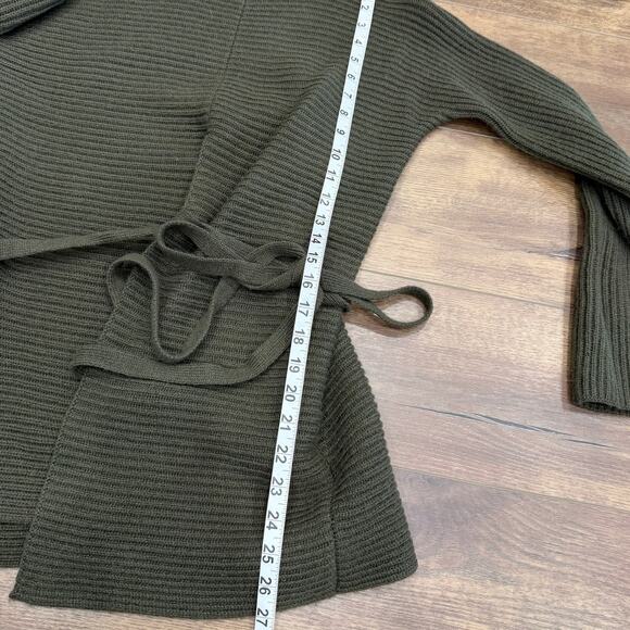 Vince Belted Ribbed Wool Cashmere Turtleneck Sweater in Army Green size XS - Picture 7 of 8